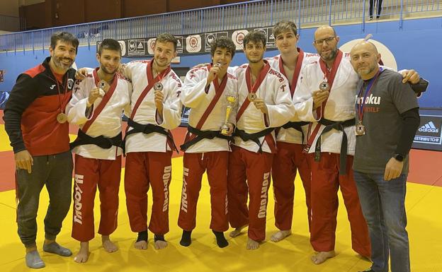 El Judo Club Doryoku de Salamanca logra el ascenso a la Primera División Nacional