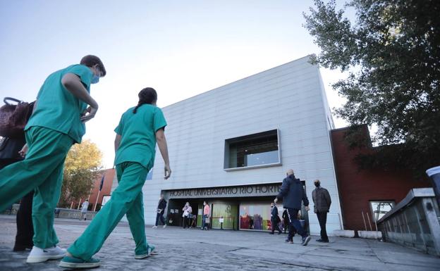 Las hospitalizaciones en planta se duplican en diez días y la región sube al nivel de riesgo alto