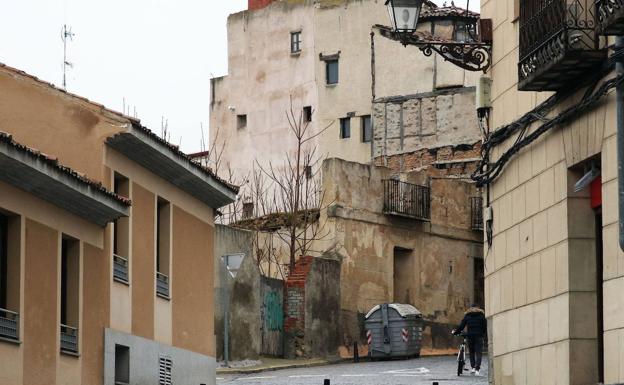Podemos pide incluir en los presupuestos de la Junta los ARU de El Salvador y de San Lorenzo
