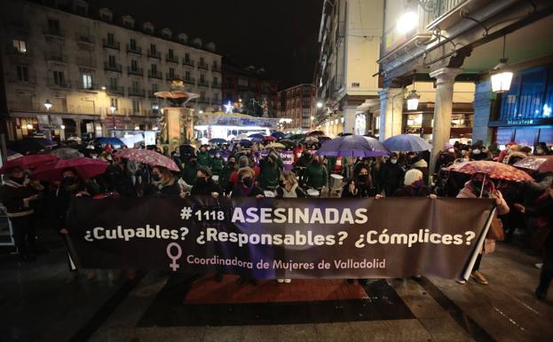 Valladolid clama de nuevo en la calle contra la violencia machista: «Ni una menos»