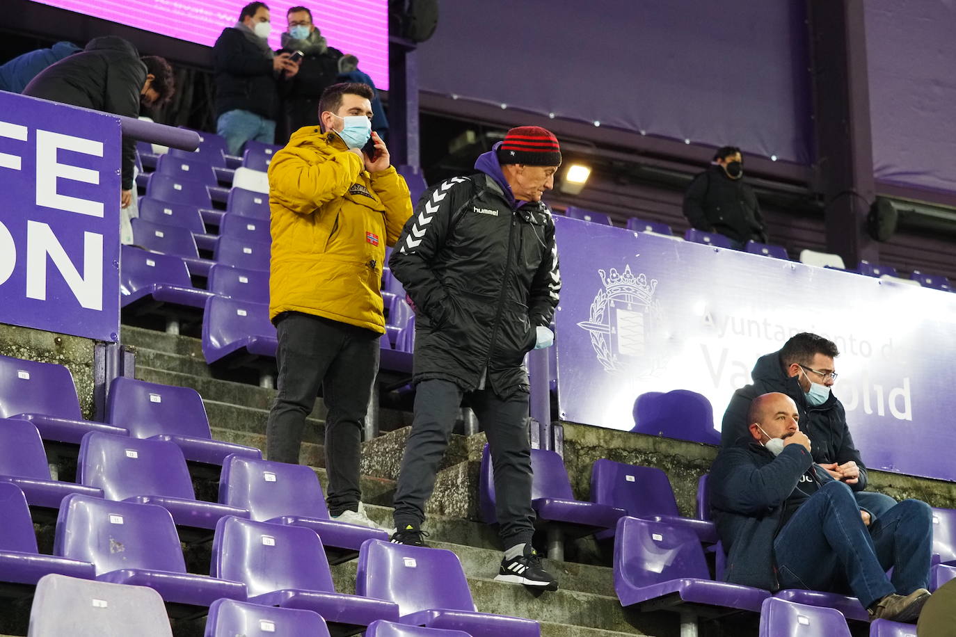 Búscate en la grada de Zorrilla (1/3)