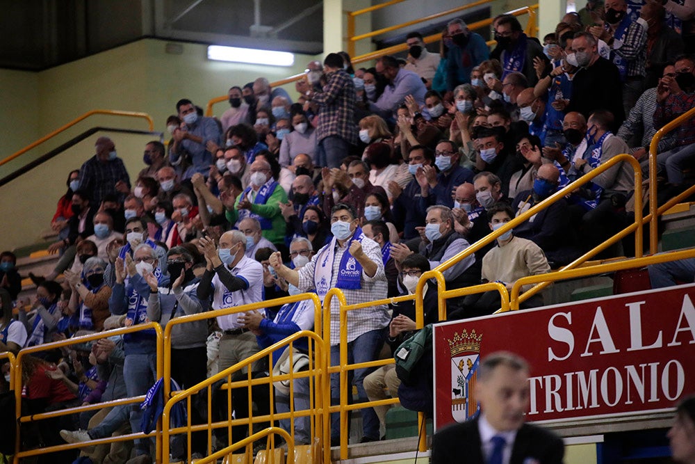 Ambiente en el CB Avenida - Spar Girona