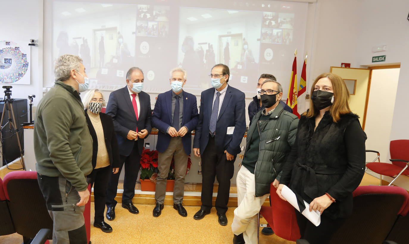 Palencia tiene este curso a siete jubilados como profesores honoríficos en las aulas