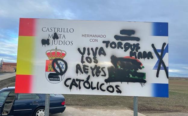 Castrillo Mota de Judíos amanece con pintadas antisemitas y amenazas contra el alcalde