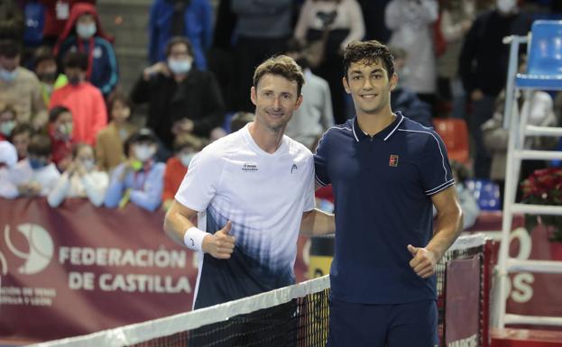 Juan Carlos Ferrero da su brazo a torcer ante Daniel Rincón en un ajustado 'tie break'