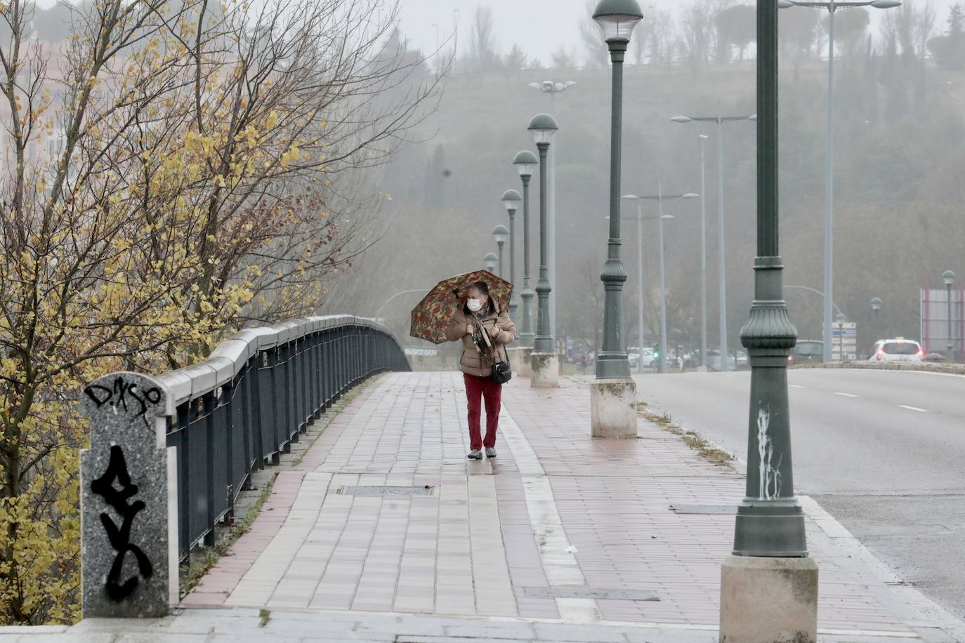 Jornada lluviosa hoy en Valladolid con presencia también de viento