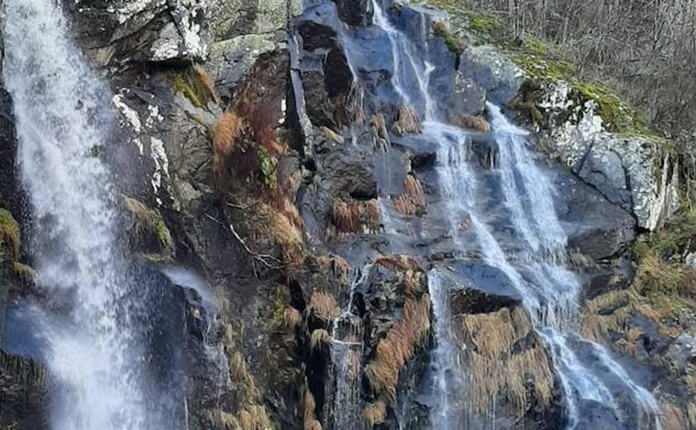 Cuando el agua cae: ruta hasta la Cascada de Sotillo
