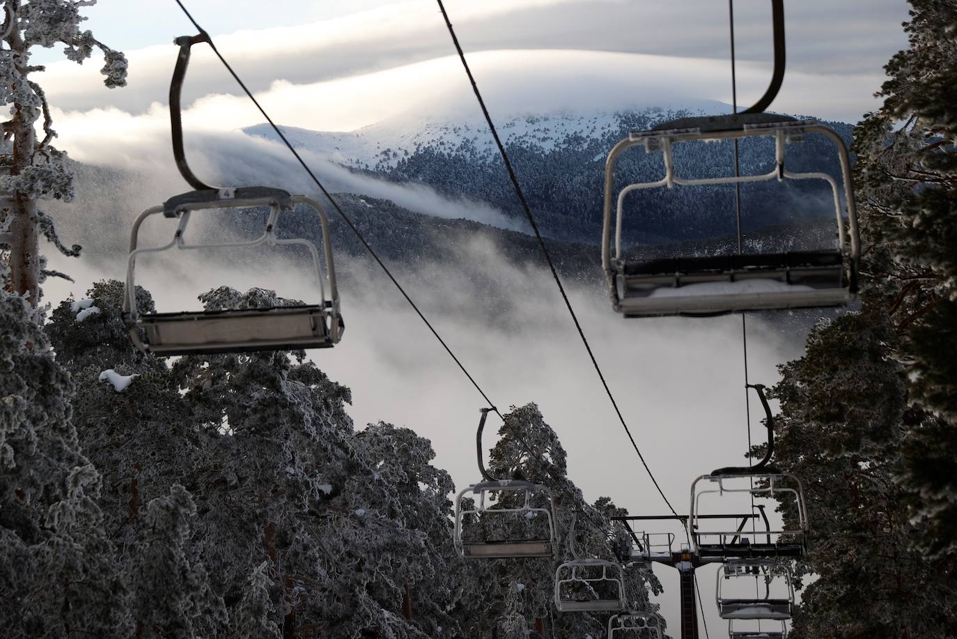 El TJS deniega a Parques Nacionales las medidas cautelares para impedir la reapertura de Navacerrada