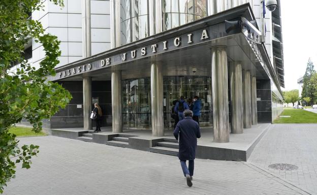 El director de una empresa acusado de robar 4 millones de euros alega que son sus «horas extra»