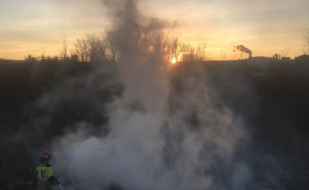 Los Bomberos sofocan un incendio en Soto de Medinilla