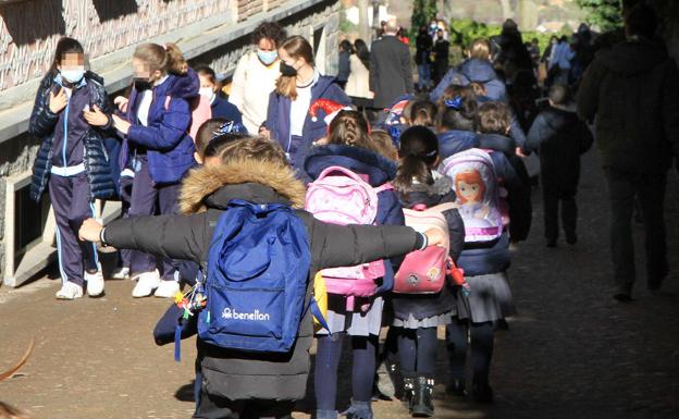 Educación pide a los directores que «sopesen los riesgos» de celebrar festivales navideños