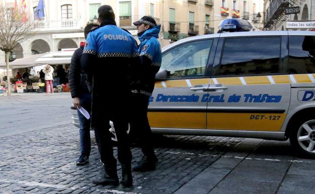 Protección Civil ayudará a la Policía Local a evitar aglomeraciones en las citas navideñas de Segovia