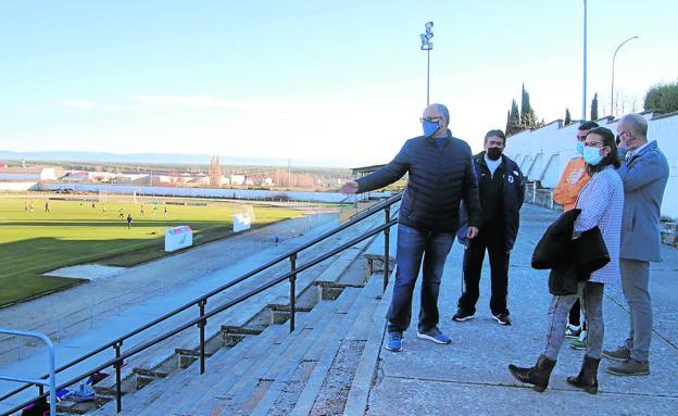 Los clubes cuellaranos solicitan mejoras en instalaciones deportivas