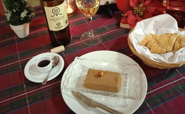 Pastelitos individuales de magdalenas y mascarpone