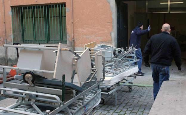La plataforma afirma que con el Policlínico no habría habido el exceso de mortalidad por covid