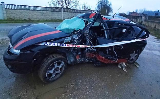 Heridos graves dos jóvenes en un accidente de tráfico en León