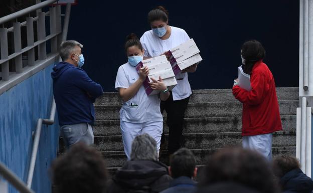 Las reuniones familiares tensionan los centros de salud con hasta 300 test en una mañana