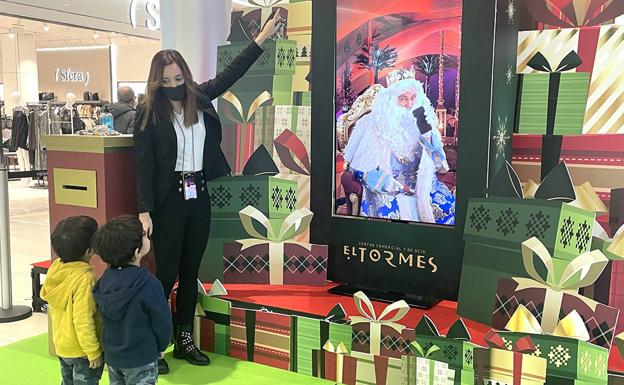 Los Reyes Magos llegan de manera virtual al Centro Comercial el Tormes