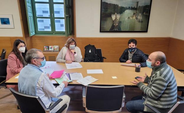 El grupo Francachelas, de Olmedo, gana el premio de la Muestra de Teatro Provincia de Valladolid