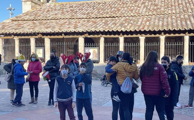 Carbajosa de la Sagrada celebra su tradicional Nochevieja anticipada