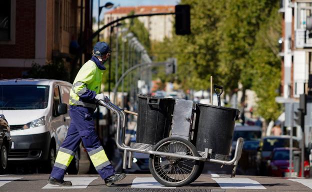 Salamanca aprueba la adjudicación del contrato de limpieza por 21,2 millones anuales