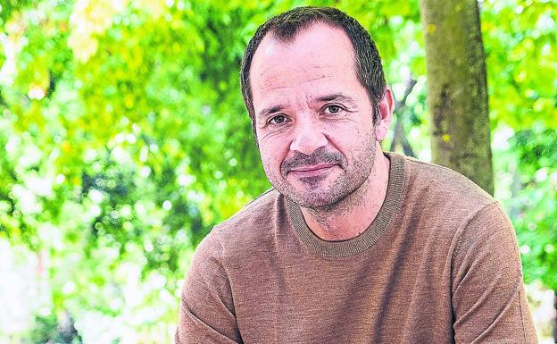 Ángel Martín: «He encerrado en un sótano mis demonios»