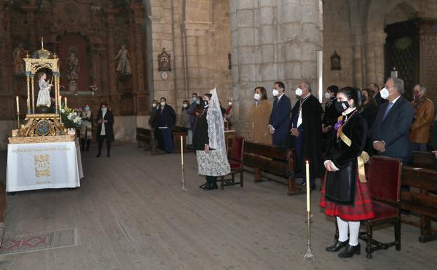 Palencia recibe al Nuevo Año sin el baile del 'Ea' ni la tradicional pedrea de caramelos