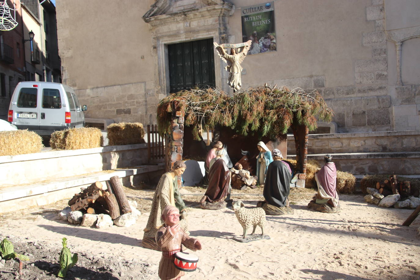 Roban figuras del belén de la Plaza Mayor de Cuéllar