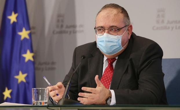 Vázquez pide disculpas a las madres que no pudieron inscribir a su bebé en el Clínico de Valladolid