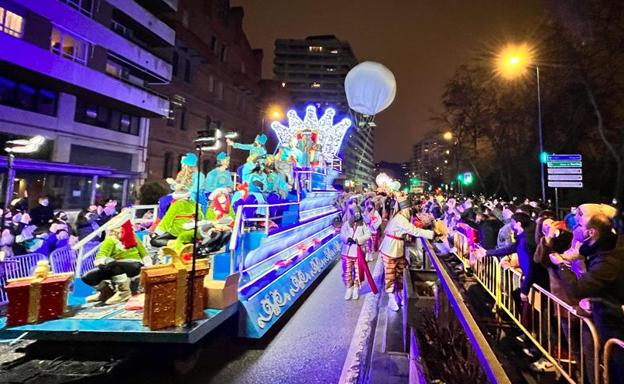 Directo: medusas, peces y pulpos pasean por las calles de Valladolid