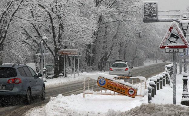 Activada la fase de alerta por nevadas en el Sistema Central de Ávila y Segovia