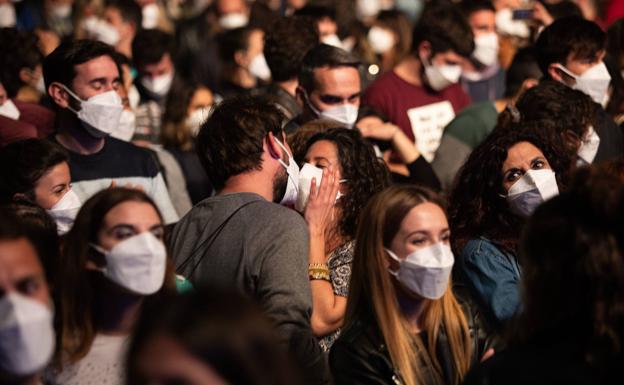 ¿Por qué son indispensables las mascarillas FPP2 contra Ómicron?