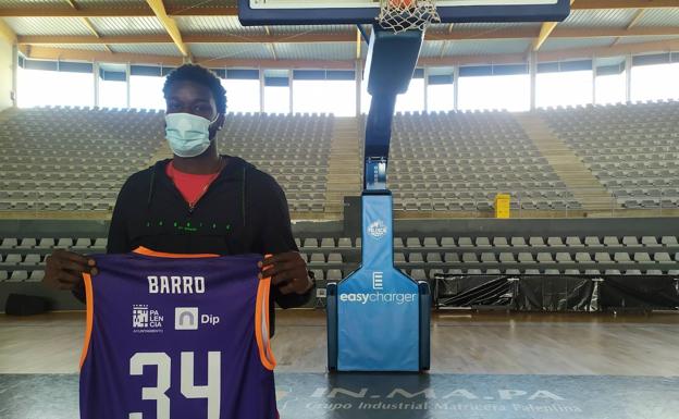 Mus Barro, nueva incorporación del Palencia Baloncesto