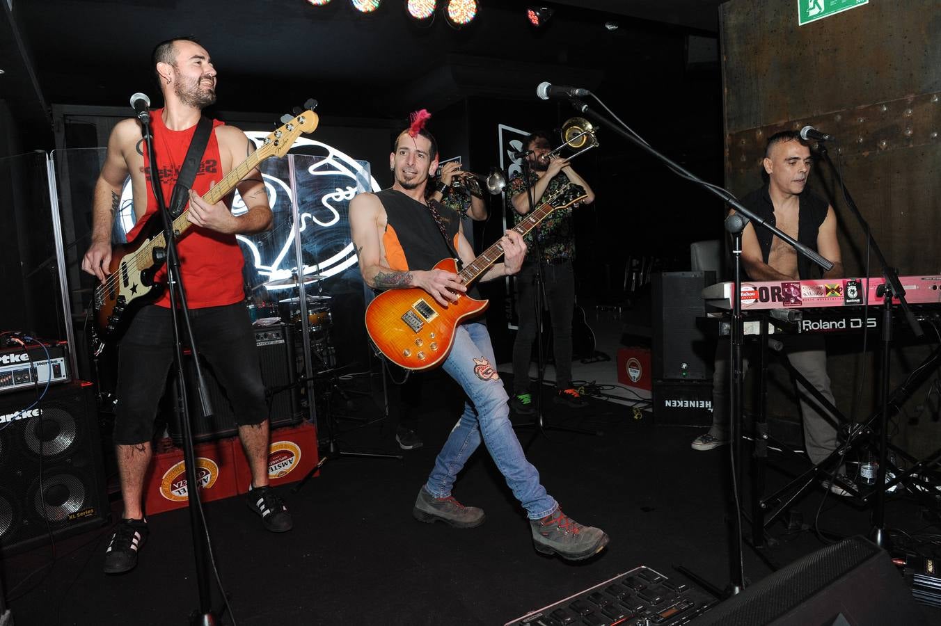 Concierto de 6eiSKAfes en la Sala Cientocero de Valladolid