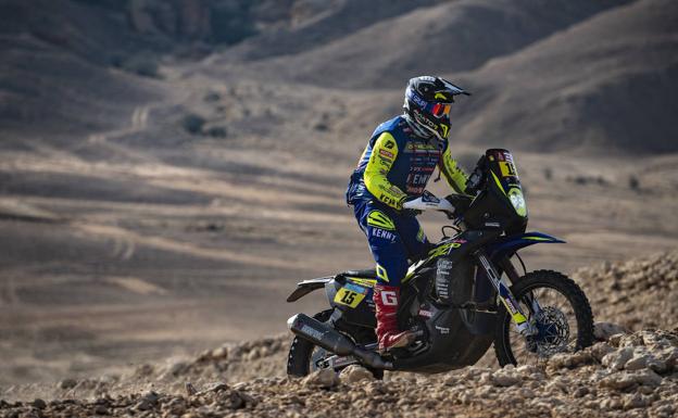 Otra gran etapa de Santolino en el Dakar devuelve al salmantino al quinto puesto en la general