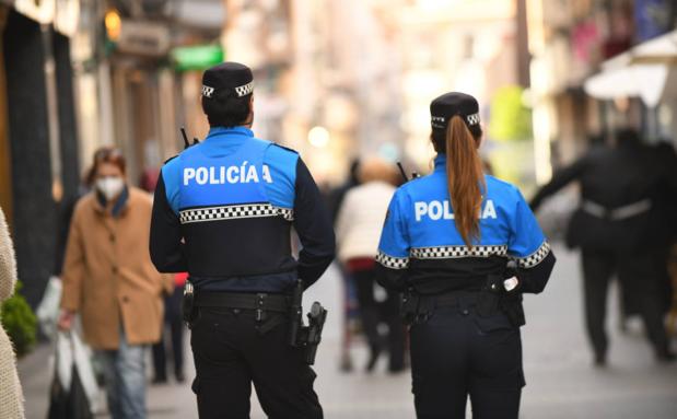 La Junta niega «filtraciones» en la oposición de policías locales y no repetirá el psicotécnico
