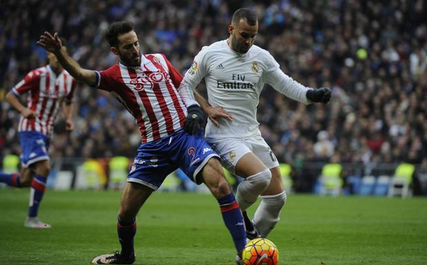 El lateral izquierdo Álex Menéndez, tercer refuerzo invernal del Salamanca UDS