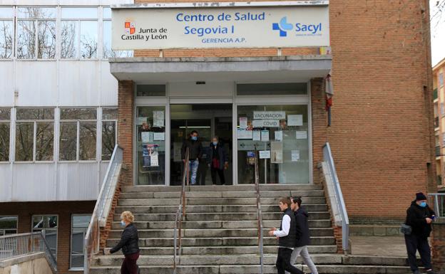 Siete médicos jubilados se alistan para luchar contra la sexta ola de la covid en Segovia