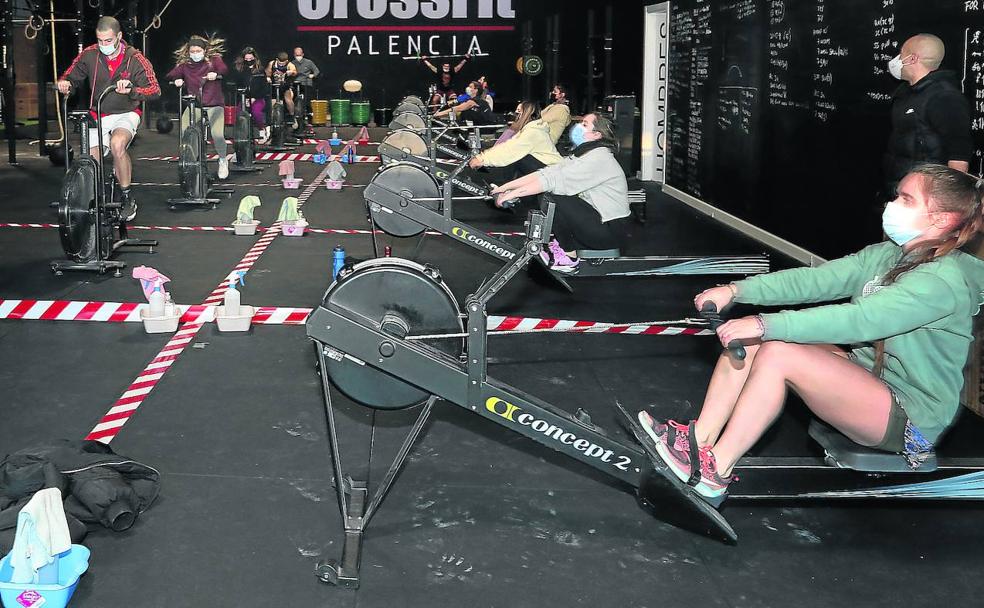 Gimnasio y sudor por una causa solidaria en Palencia