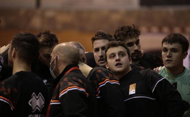 El BM Salamanca retoma la Liga con una dura visita a Gijón