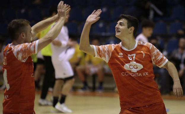 Gran golpe encima de la mesa del BM Salamanca ante el Finetwok Gijón (38-39)