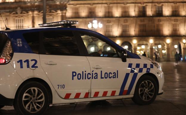 Dos detenidos tras cometer un atraco en un comercio 24 horas de Salamanca y darse a la fuga con un coche robado