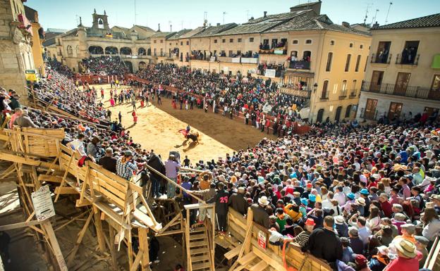 El Carnaval del Toro de Ciudad Rodrigo sigue adelante con el apoyo de la Junta de Portavoces