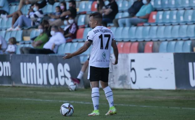 El lateral Dani Palomares causa baja en el Salamanca UDS