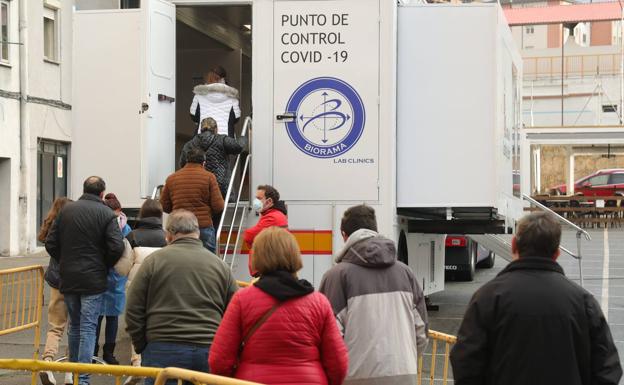 Las unidades móviles de test de antígenos llegan esta semana a Medina del Campo, Olmedo y Peñafiel