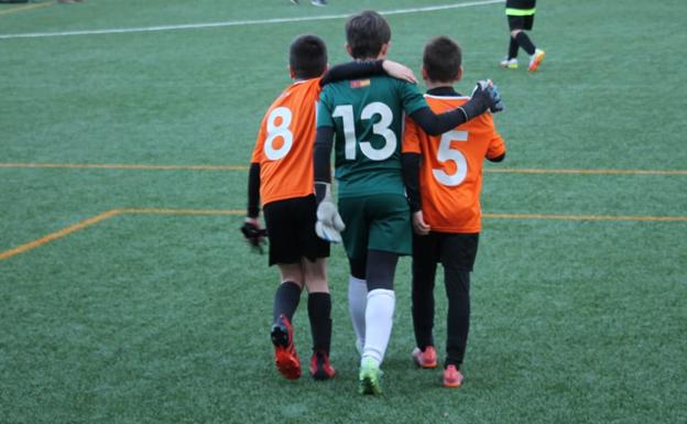 El Tribunal del Deporte falla en contra de que un menor pueda cambiar de club y competir contra su exequipo