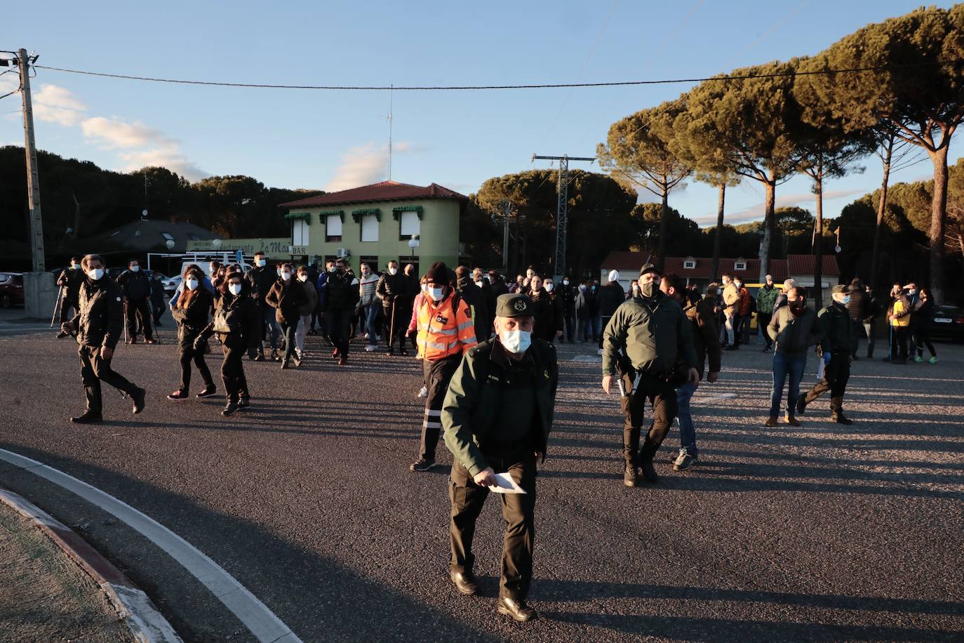 Los vecinos de Traspinedo buscan a la desaparecida Esther López de la Rosa (2/2)