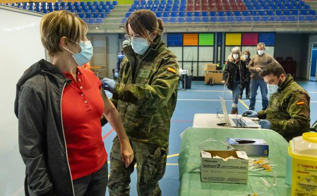 Cuatro fallecidos oscurecen la contundente caída de nuevos contagios por covid en Salamanca hasta 669