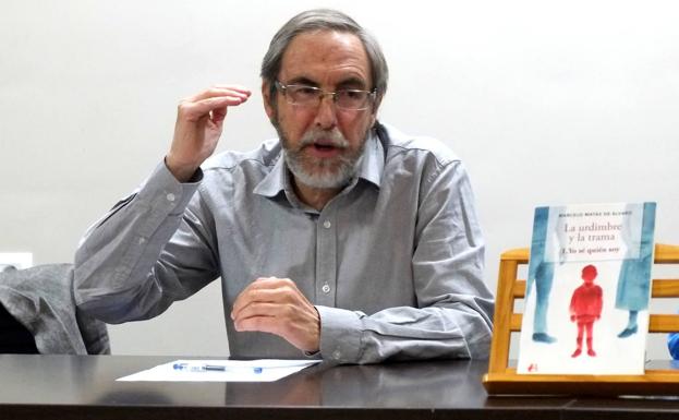 Marcelo Matas de Álvaro, galardonado con el XXI Premio de la Crítica y de las Letras Asturianas