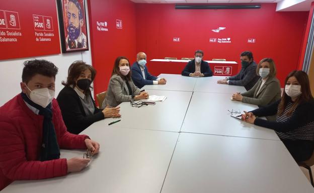 Los empresarios de CEOE-CEPYME Salamanca comparten con el PSOE la importancia del plan de banda ancha